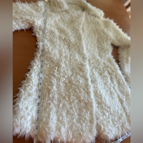 Gianni Bini Cream Teddy Faux Fur Jacket - Picture 9 of 10